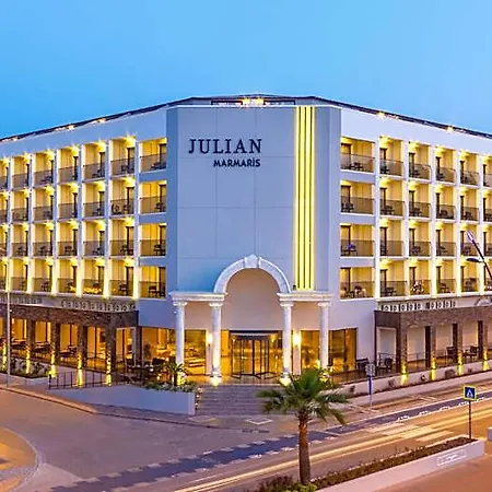 Ada Julian 호텔 4*