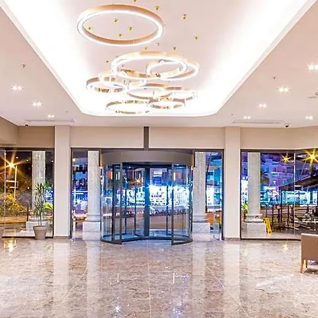 Hotel Ada Julian İçmeler